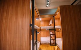 Bluewaters Pods 38 Hongkong St